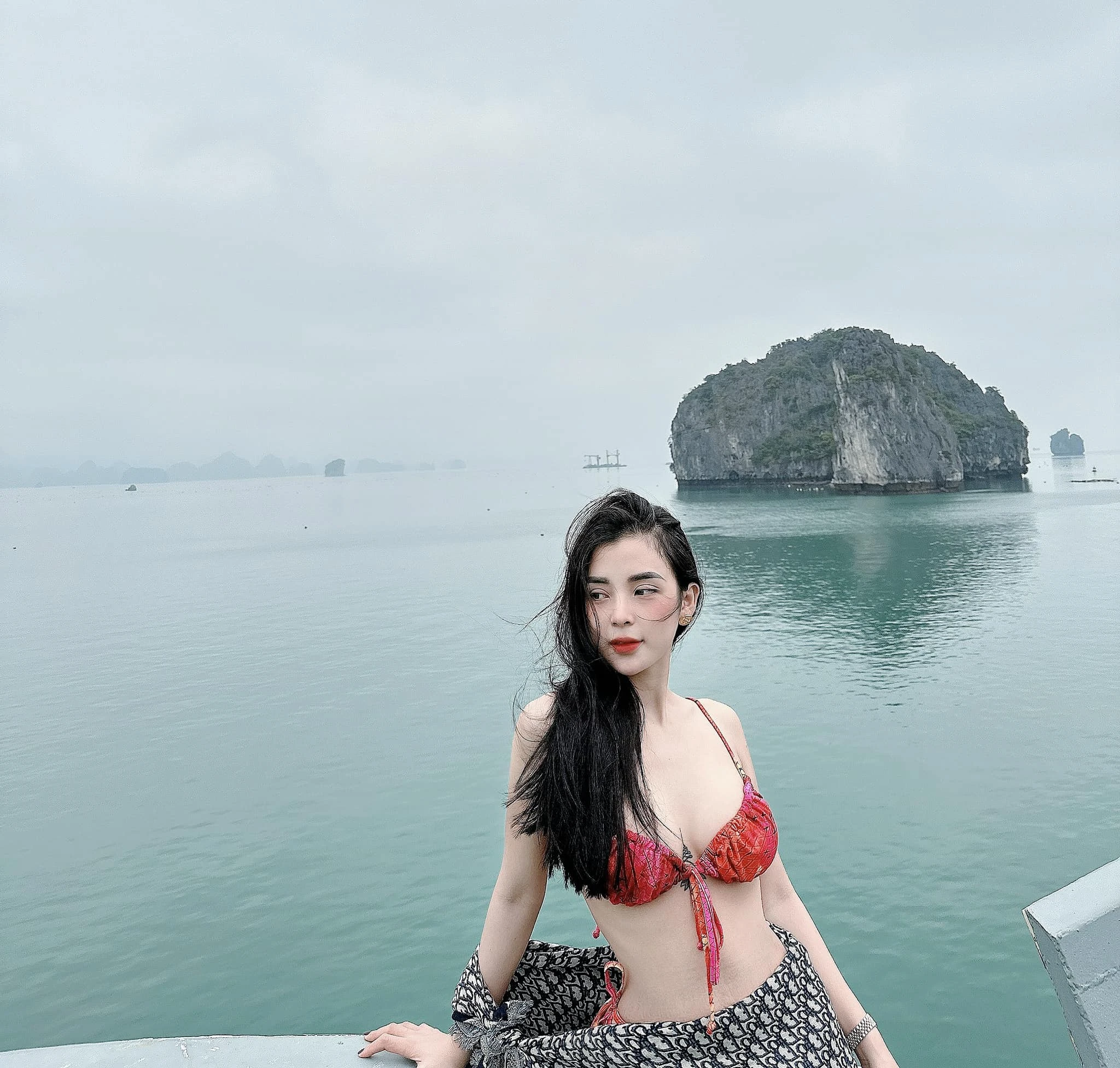 Phạm thị ngọc linh 8